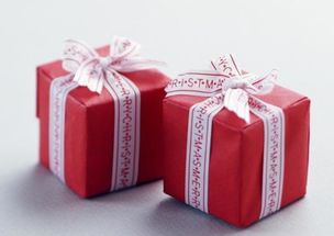 選擇禮品定制企業(yè)或者平臺(tái)時(shí),需要注意哪幾點(diǎn)才可以避免誤區(qū)呢